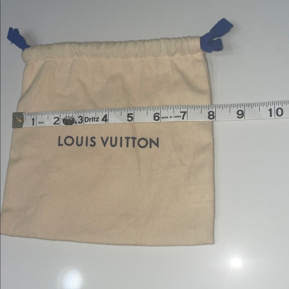 Louis Vuitton Beige Drawstring Dust Pouch Blue Accents - Picture 5 of 6